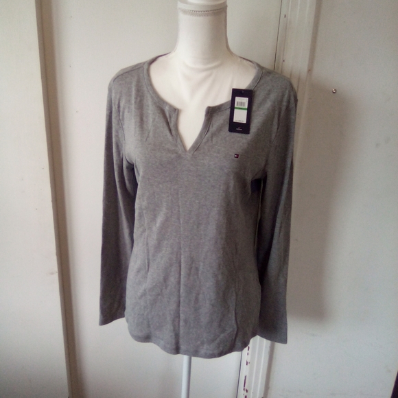 Tommy Hilfiger gray top size L